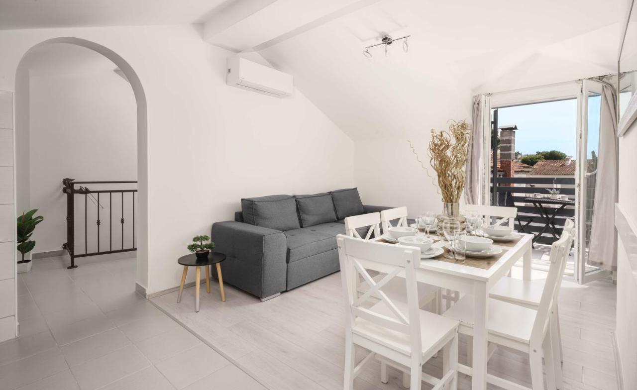 Vila Ms2 Apartment ตรีบูนย์ ภายนอก รูปภาพ