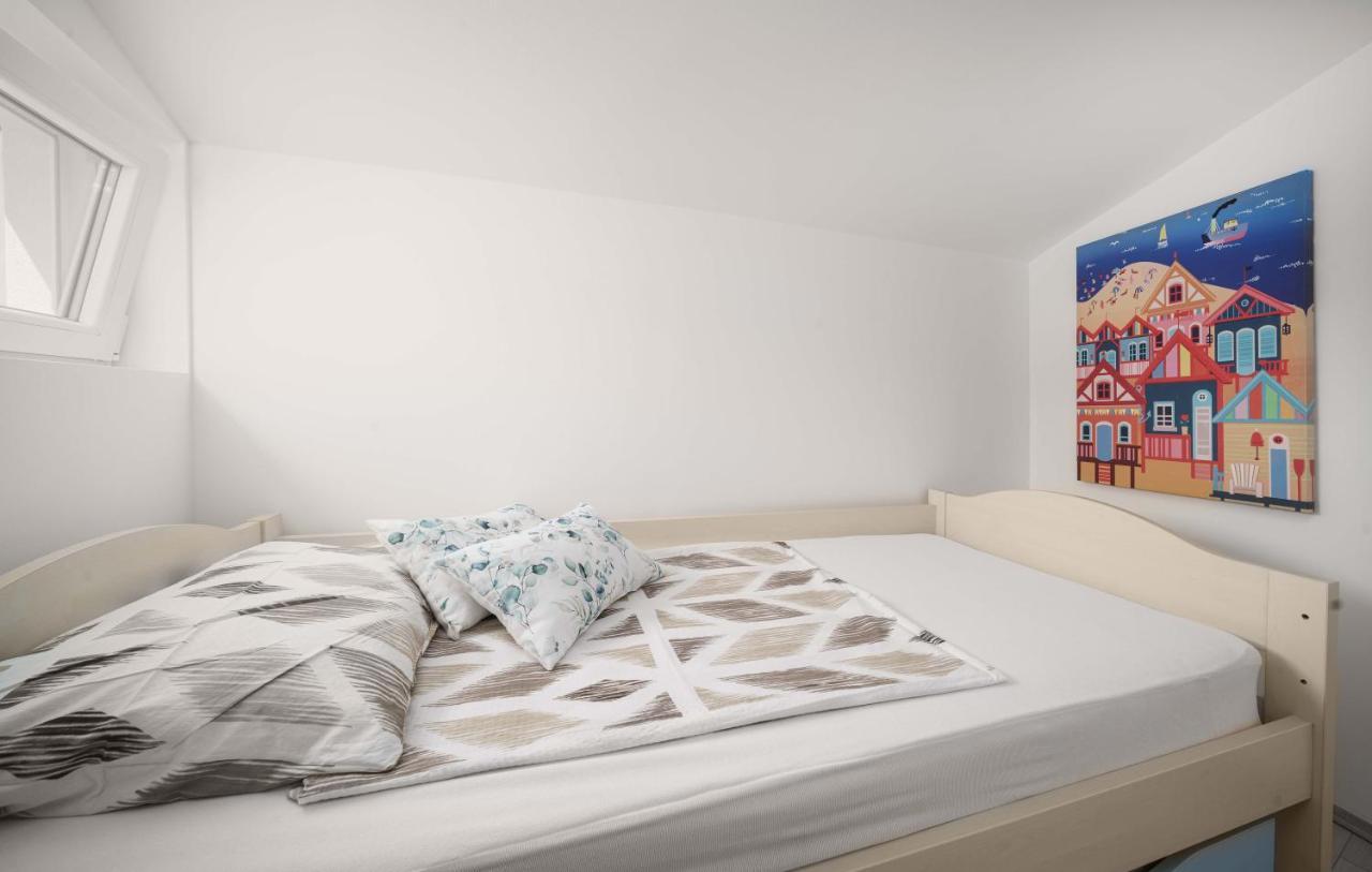 Vila Ms2 Apartment ตรีบูนย์ ภายนอก รูปภาพ