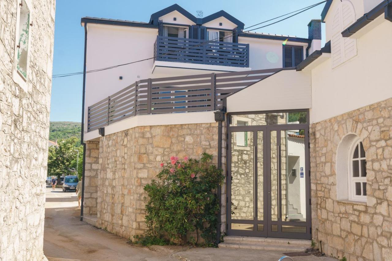Vila Ms2 Apartment ตรีบูนย์ ภายนอก รูปภาพ